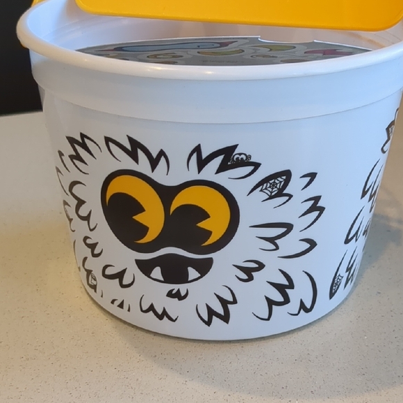 McDonald's Other - McDonald's Halloween white boo Bucket w/ stickers New